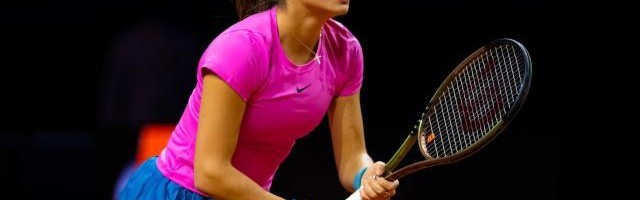 华体会官网APP-褪去美网冠军光环，拉杜卡努变身又一朵昙花？