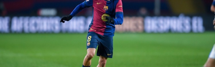 佩德里打造完美球员：右脚内马尔 左脚梅西 射门&amp;头球C罗